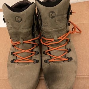 Men’s Merrell Over The Ankle Boots Size 13